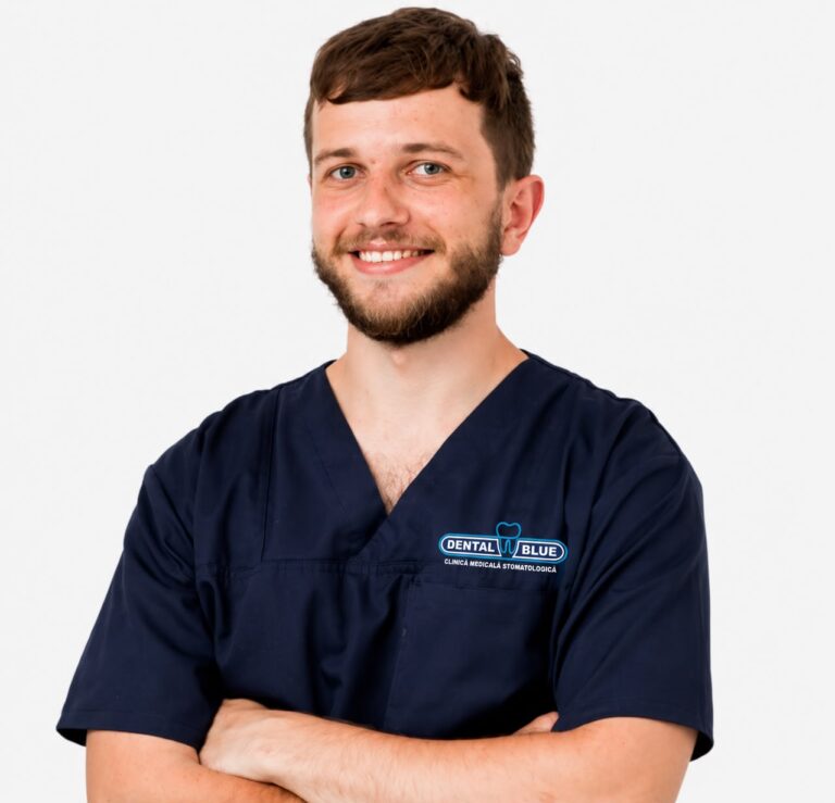 Dr. Eduard Lazar, medic dentist Dental Blue